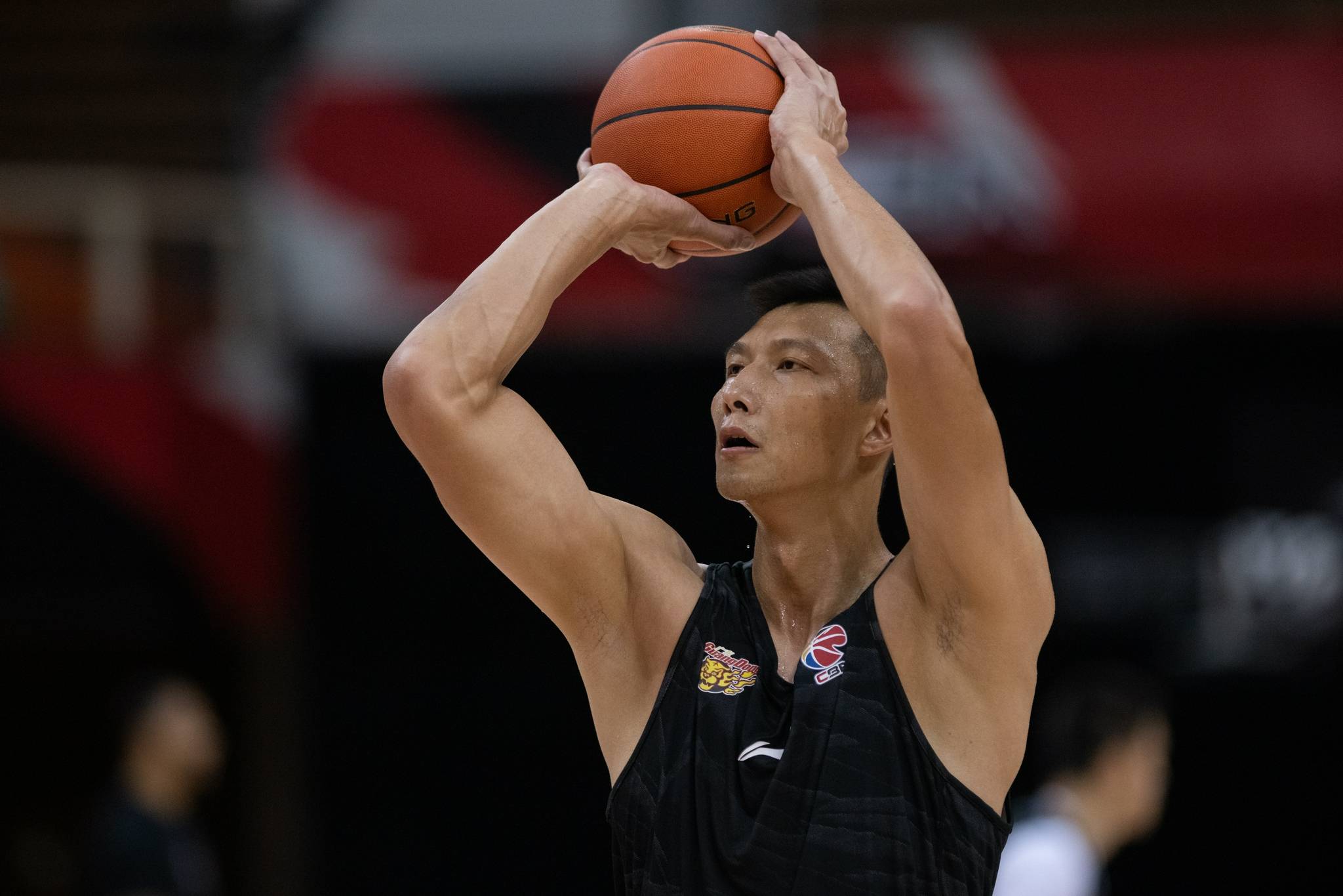 九游娱乐中心-加时末段广东宏远备战NBA季后赛，强势反弹细节曝光，球迷炸锅，纪律约束更严格的简单介绍